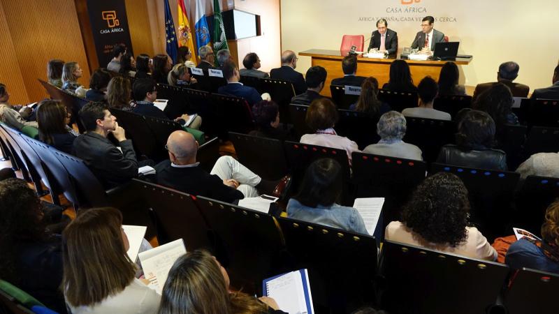 14. Presentación de los programas APIAR y Masar por Alberto Virella, Director de Cooperación con África y Asia de la Agencia Española de Cooperación Internacional para el Desarrollo (AECID)