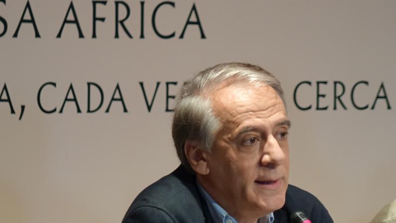 13. Intervención del periodista Ignacio Cembrero  con la ponencia  La yihad y el Magreb en  la Mesa 1: España y África, nuevos retos para la seguridad del continente