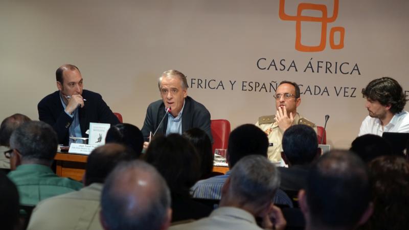 15. Intervención del periodista Ignacio Cembrero  con la ponencia  La yihad y el Magreb en  la Mesa 1: España y África, nuevos retos para la seguridad del continente