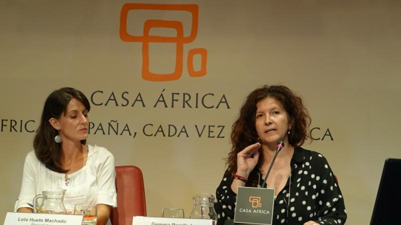 37. Intervención de Lola Huete Machado con la ponencia  La (in)visibilidad de África en los  medios en la Mesa 3: África, periodismo y conflictos olvidados