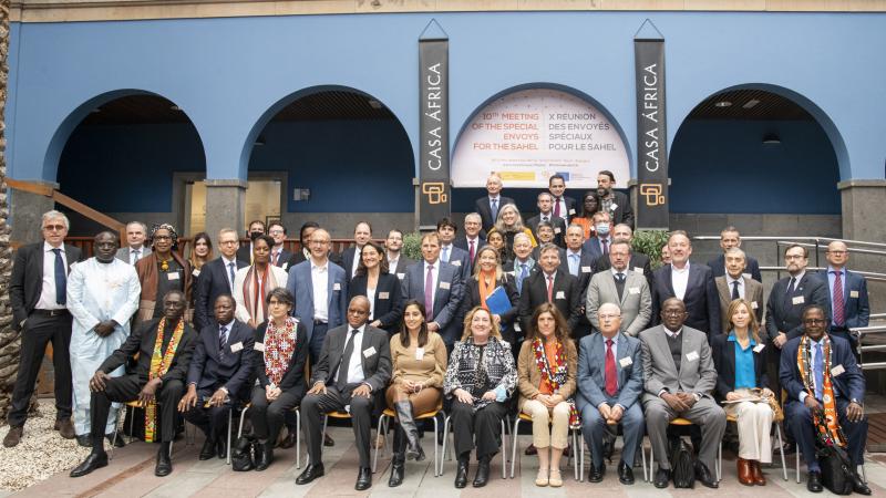 Foto de familia. X REUNIÓN DE ENVIADOS ESPECIALES DE LA UE PARA EL SAHEL