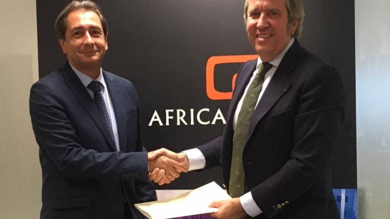 Casa África firma un convenio para la formación en emprendimiento en África