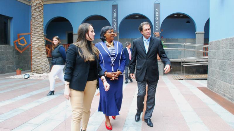 La ministra de Economía Marítima, Transportes Marítimos e Infraestructuras Portuarias de Benín visita Casa África
