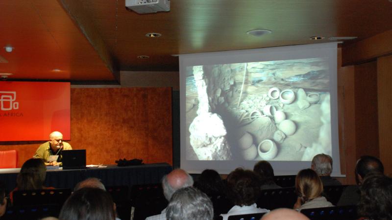 El pueblo dogón, en una conferencia en Casa África