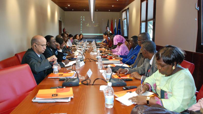 Casa África impulsa la creación de una Red de Bibliotecas Virtuales Africanas