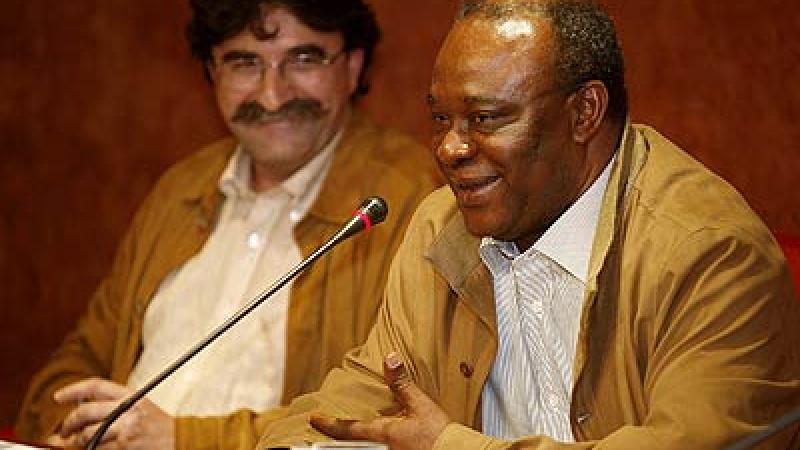 Literatura guineana actual con Donato Ndongo en Casa África