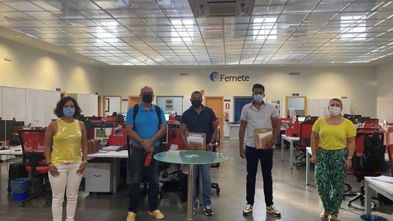 Dos caboverdianos se formarán en Femete como docentes de electricidad y fontanería
